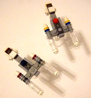Illustration for article titled Using Hundreds of LEGO Star Wars Mini-Spaceships to Create Huge Battles
